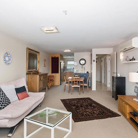 Relax On Roberts - Taupo Holiday Home Dış mekan fotoğraf